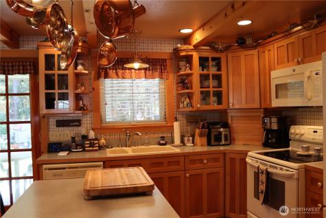 1222 194th Street W Long Beach WA 98631