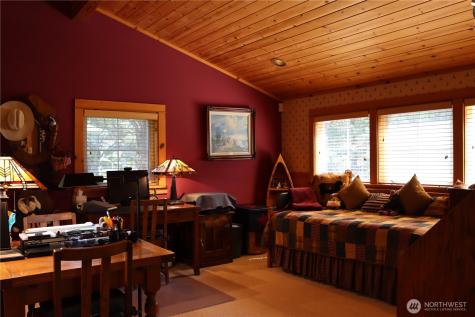 1222 194th Street W Long Beach WA 98631
