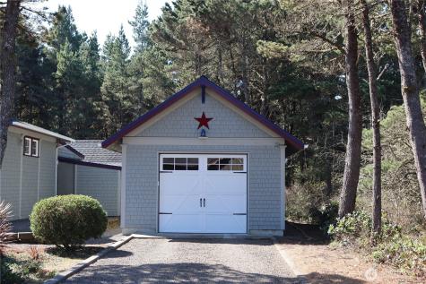 1222 194th Street W Long Beach WA 98631