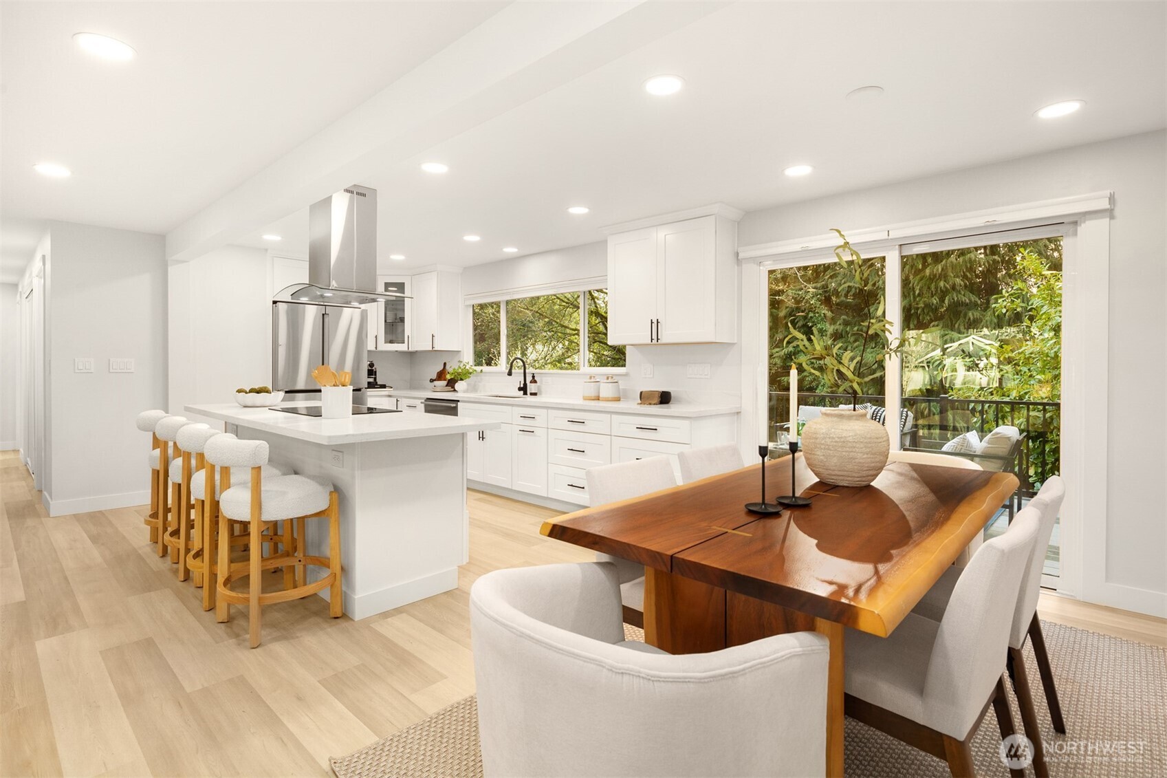 4615 88th Avenue SE Mercer Island WA 98040