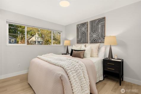 4615 88th Avenue SE Mercer Island WA 98040