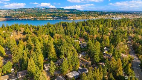 4615 88th Avenue SE Mercer Island WA 98040