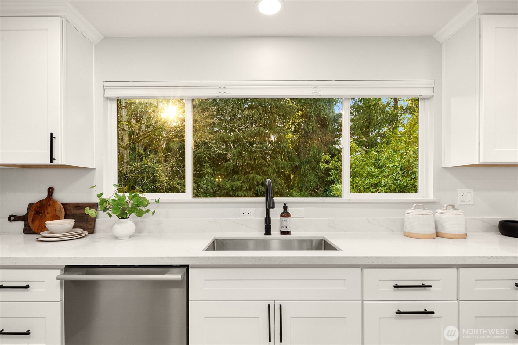 4615 88th Avenue SE Mercer Island WA 98040