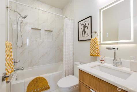 5114 15th Avenue S Seattle WA 98108