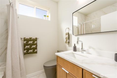 5114 15th Avenue S Seattle WA 98108