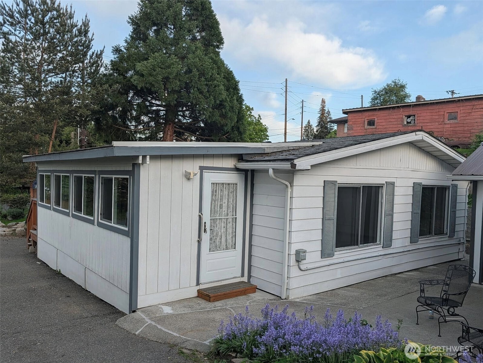12839 37th Avenue S Tukwila WA 98168