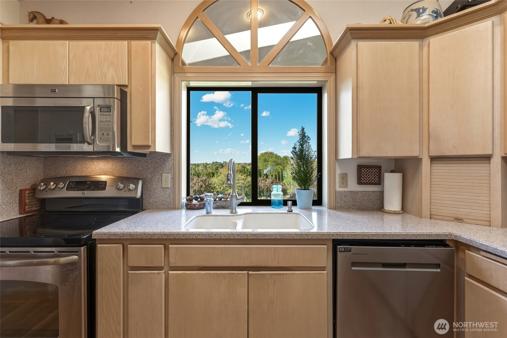 1520 Kaniksu Loop Walla Walla WA 99362