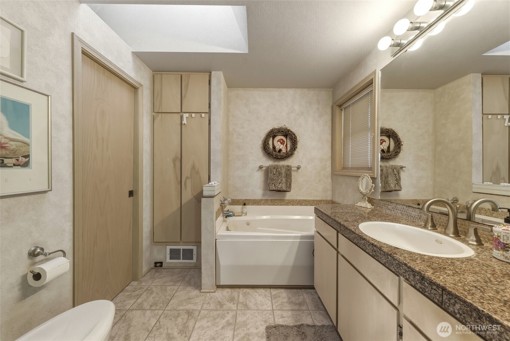 1520 Kaniksu Loop Walla Walla WA 99362