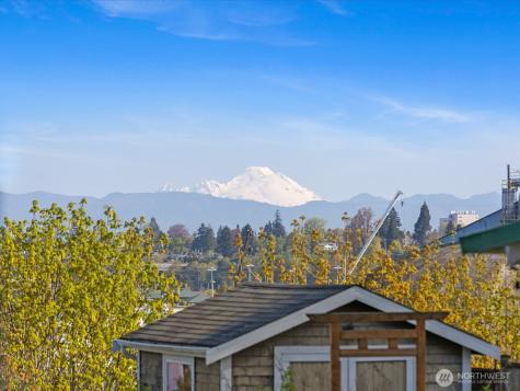 603 Warren Avenue Everett WA 98201