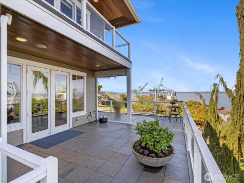 603 Warren Avenue Everett WA 98201