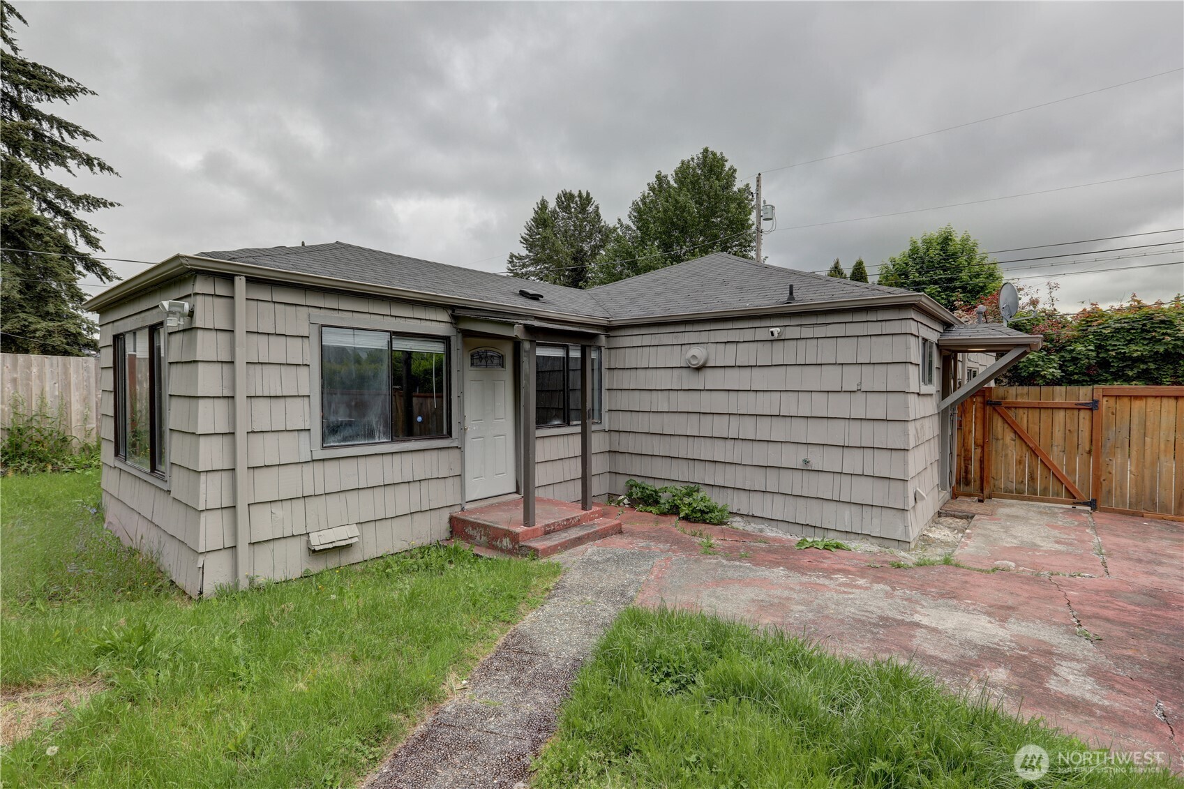 4609 S Thompson Avenue Tacoma WA 98408