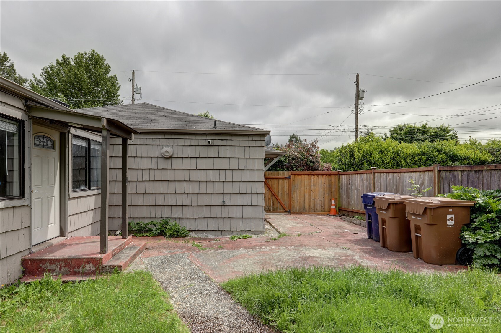 4609 S Thompson Avenue Tacoma WA 98408