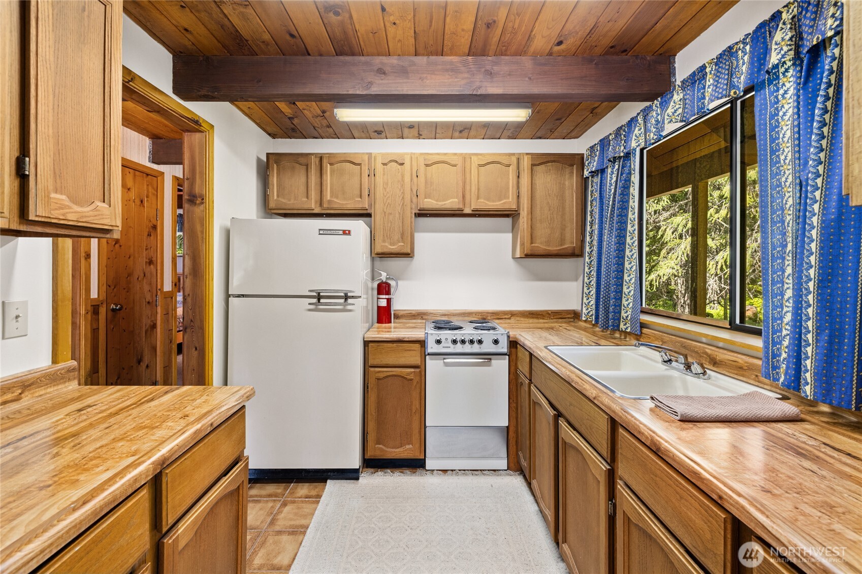 1161 Via Kachess Road Easton WA 98925