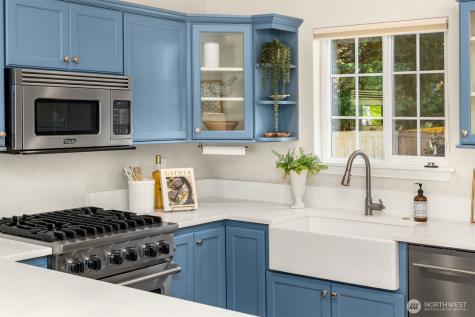 705 Moji Lane NW Bainbridge Island WA 98110