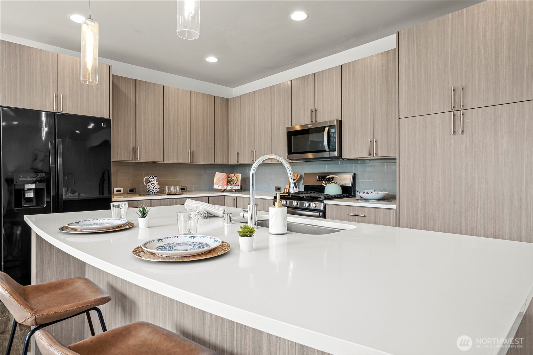 15421 12th Avenue W Lynnwood WA 98087