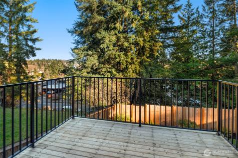 1023 109th Avenue SE Bellevue WA 98004