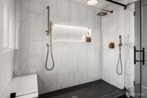 1023 109th Avenue SE Bellevue WA 98004