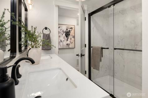 1023 109th Avenue SE Bellevue WA 98004