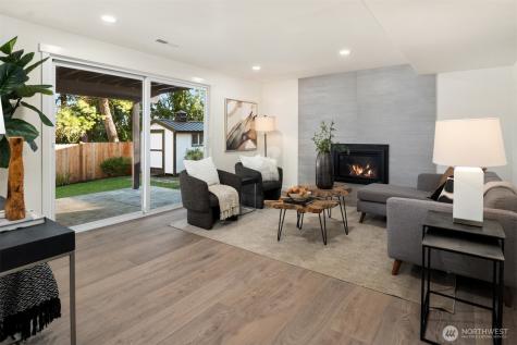 1023 109th Avenue SE Bellevue WA 98004