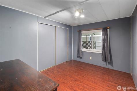 15713 81st Street E Puyallup WA 98372