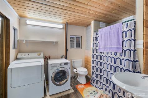 15713 81st Street E Puyallup WA 98372