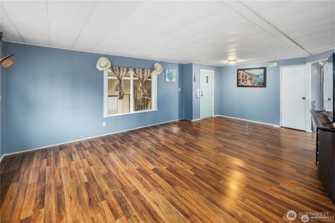 15713 81st Street E Puyallup WA 98372