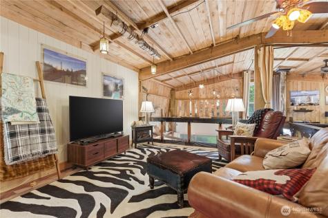 3320 Duckabush Road Brinnon WA 98320