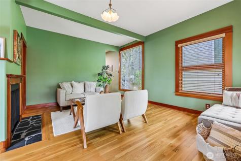 1514 NE 70th Street Seattle WA 98115