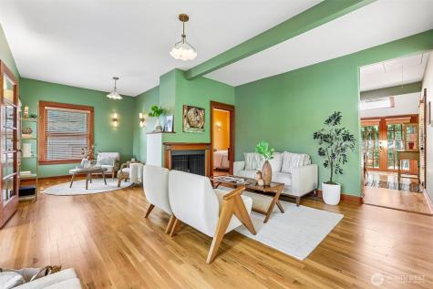1514 NE 70th Street Seattle WA 98115