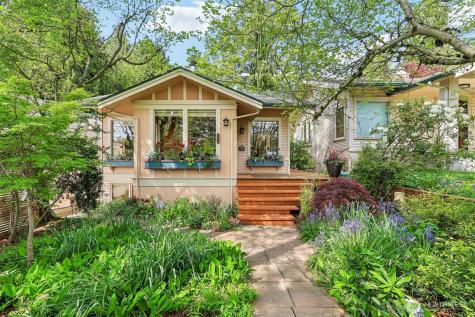 1514 NE 70th Street Seattle WA 98115