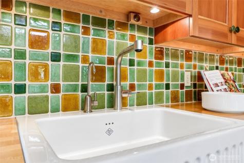 1514 NE 70th Street Seattle WA 98115