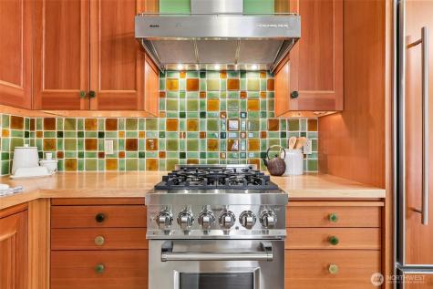 1514 NE 70th Street Seattle WA 98115