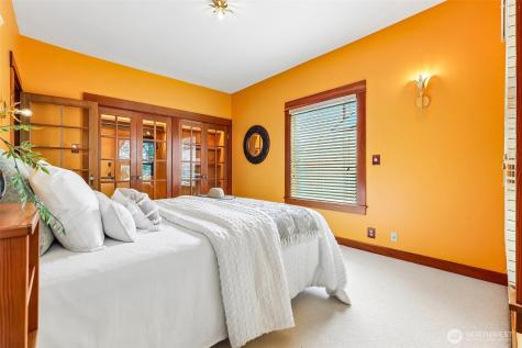 1514 NE 70th Street Seattle WA 98115