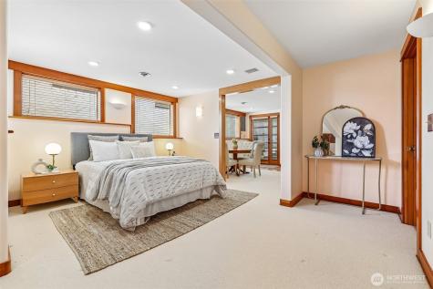 1514 NE 70th Street Seattle WA 98115