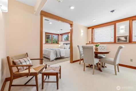 1514 NE 70th Street Seattle WA 98115