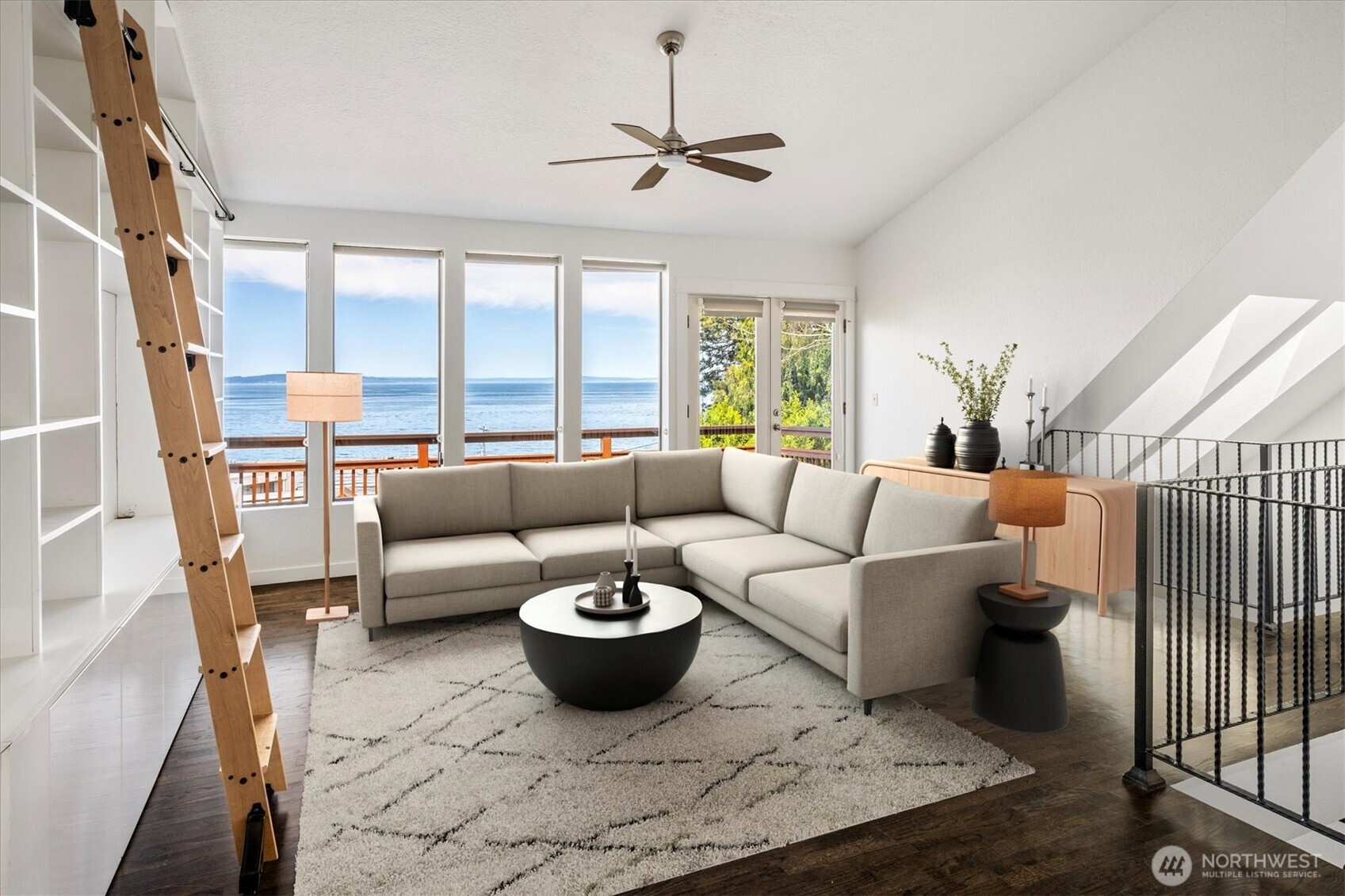 2364 Hobart Avenue SW Seattle WA 98116