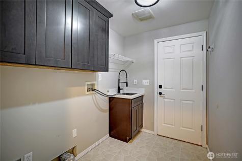 1881 Lake Drive Camano Island WA 98282