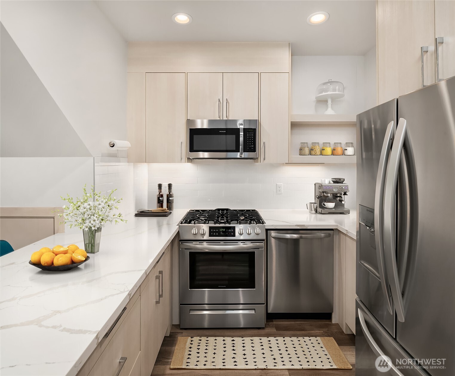 5616 California Avenue SW Seattle WA 98136