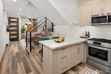 5616 California Avenue SW Seattle WA 98136
