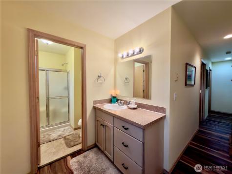 189 N Razor Clam Drive SW Ocean Shores WA 98569
