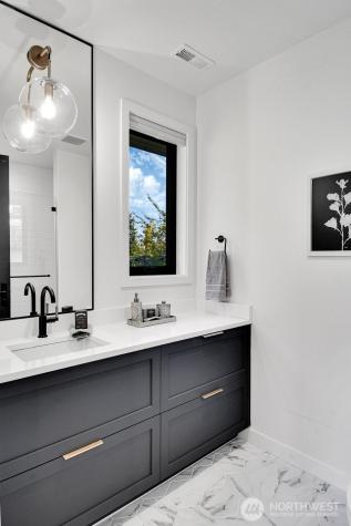 5632 NE 55th Street Seattle WA 98105
