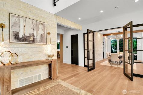 5632 NE 55th Street Seattle WA 98105