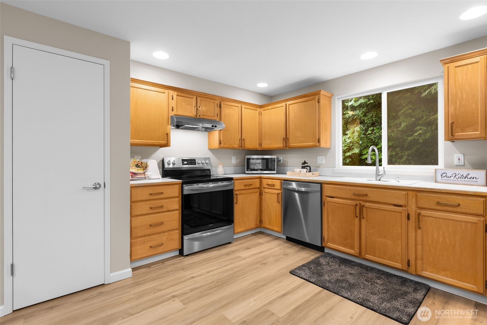 20132 SE 258th Place Covington WA 98042