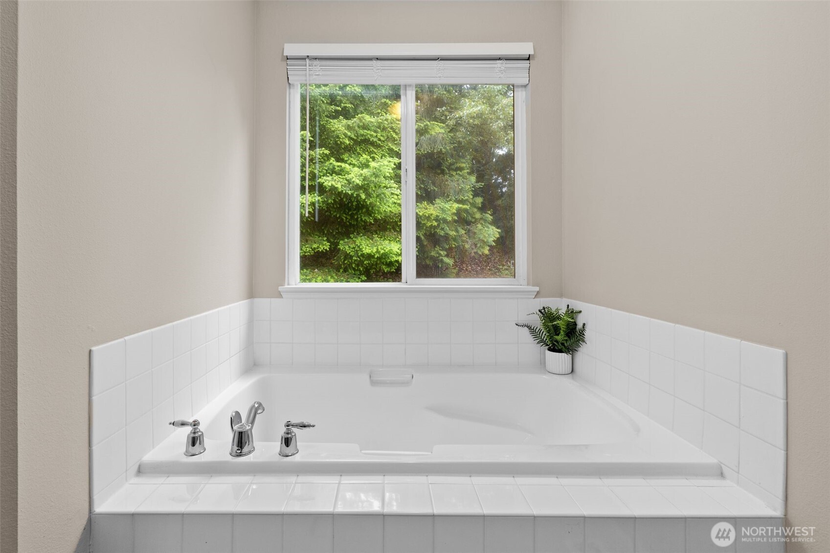 20132 SE 258th Place Covington WA 98042