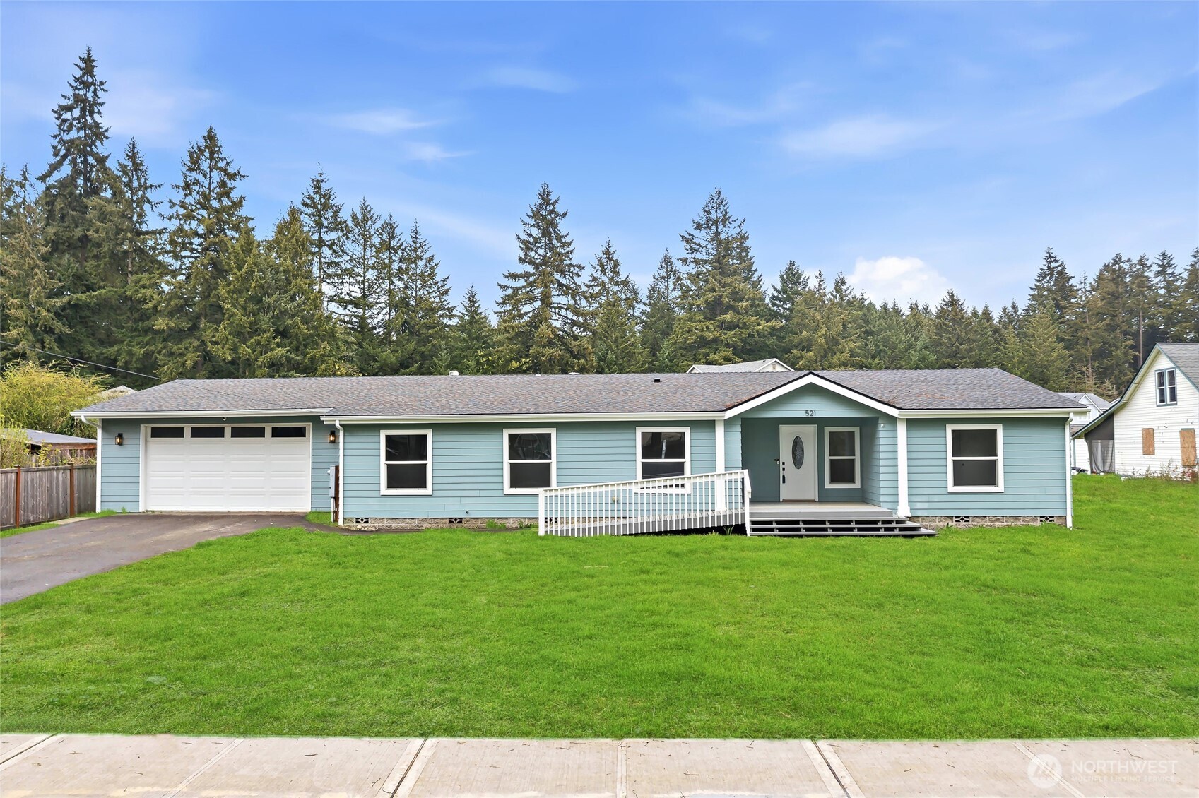 521 Military Road E Tacoma WA 98445
