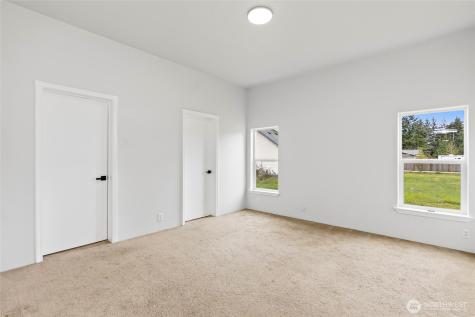 521 Military Road E Tacoma WA 98445