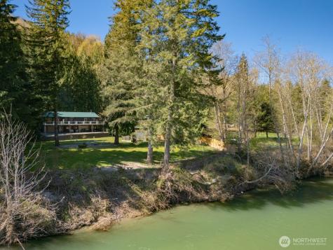 49487 Concrete Sauk Valley Road Concrete WA 98237