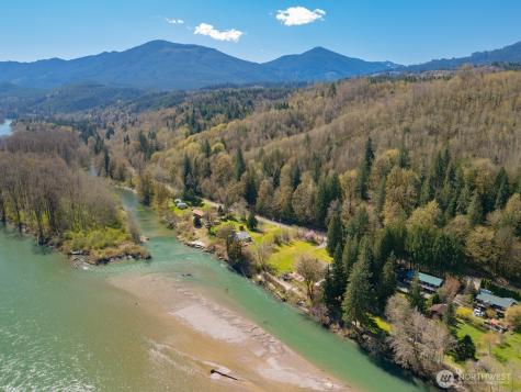 49487 Concrete Sauk Valley Road Concrete WA 98237