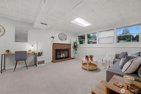 17414 Brook Boulevard Bothell WA 98021