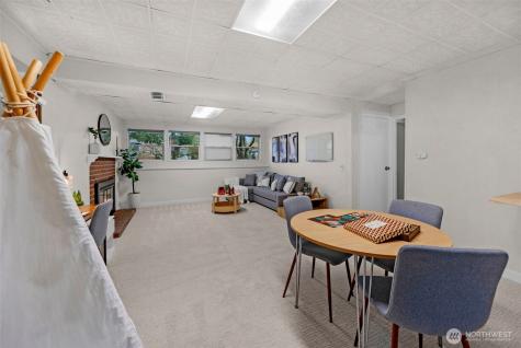 17414 Brook Boulevard Bothell WA 98021
